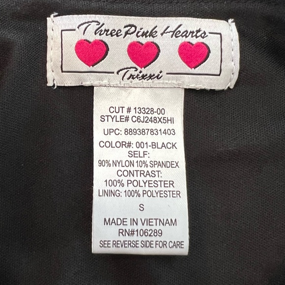 New with tags! Adorable shorts romper with lace long sleeve! - Picture 4 of 4